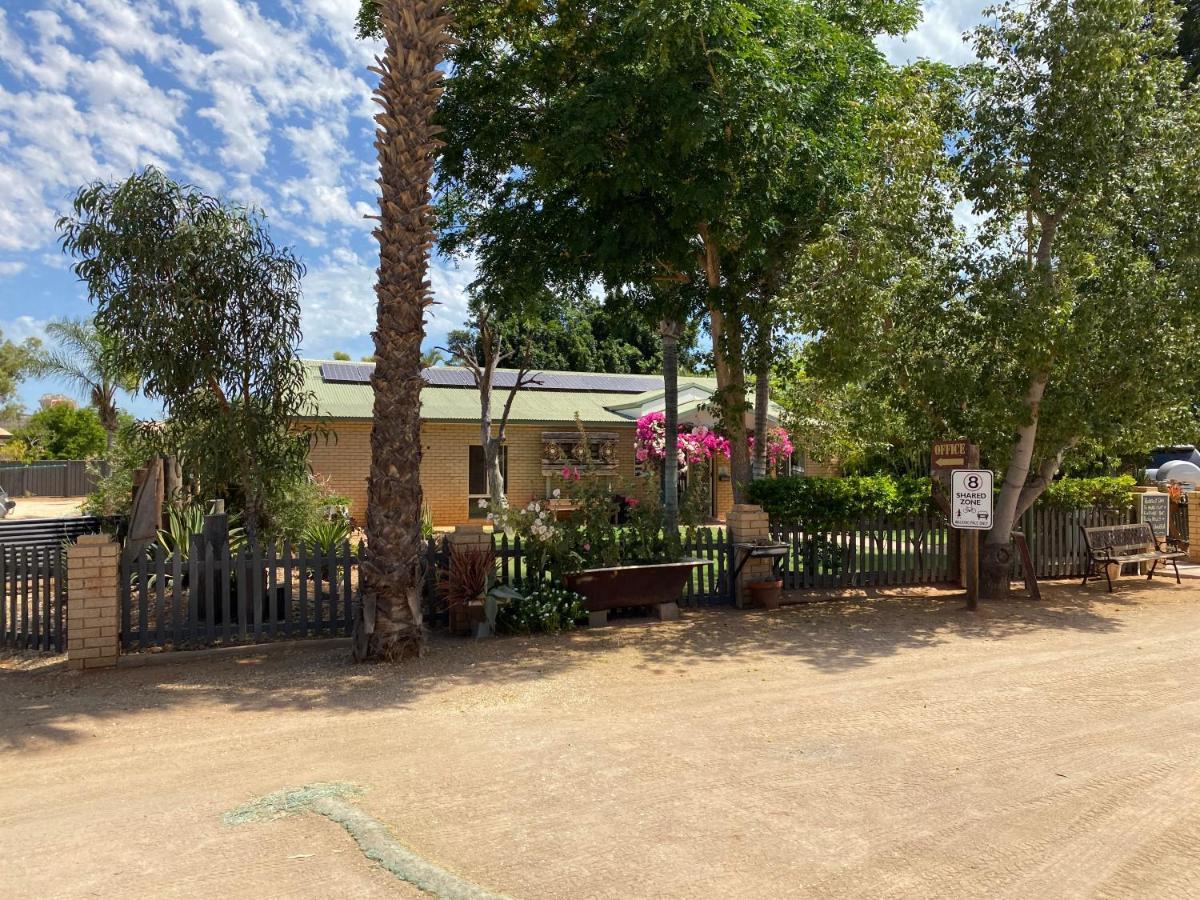 Capricorn Holiday Park 卡那封 外观 照片